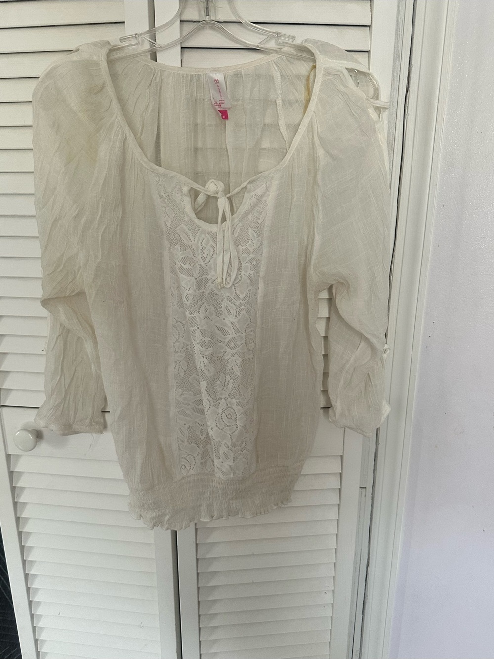No Boundaries Cream Lace-Front Peasant Tunic